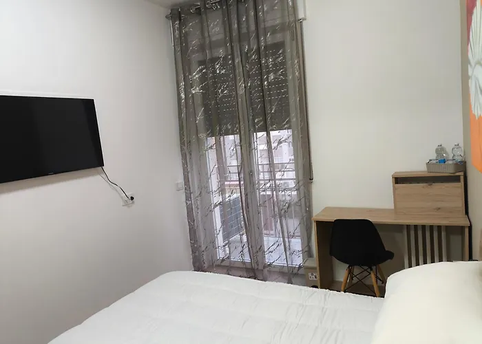 Zuretti House Lägenhet Milano