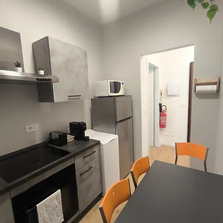 Zuretti House *